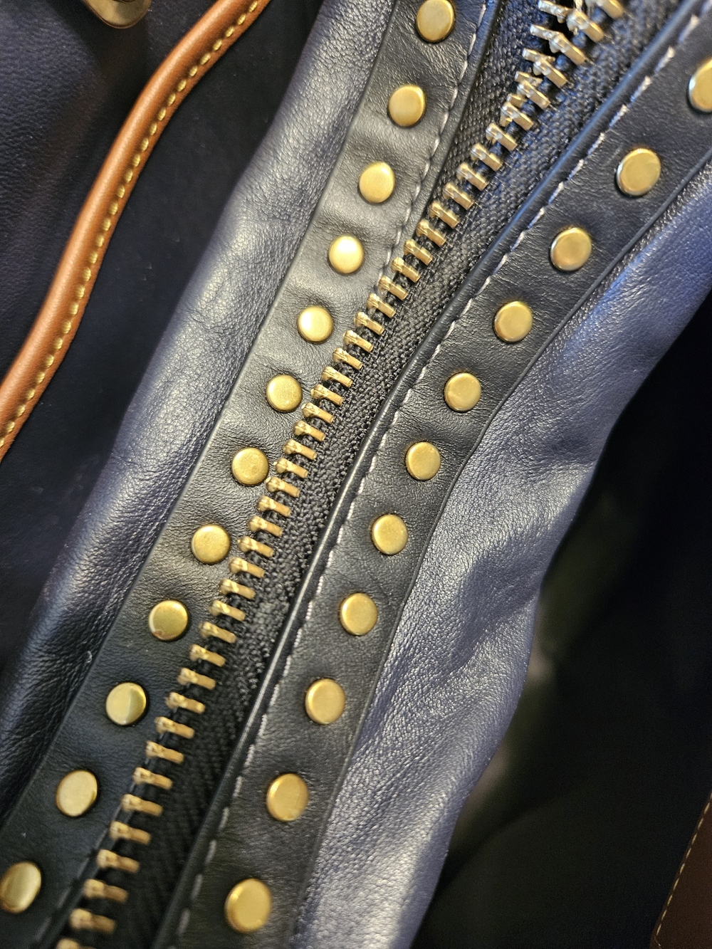 Rogue Bag In Colorblock With Rivets - Picture 9 of 16